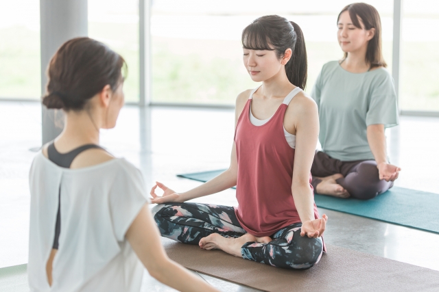 ヨガ・ピラティス体験の様子